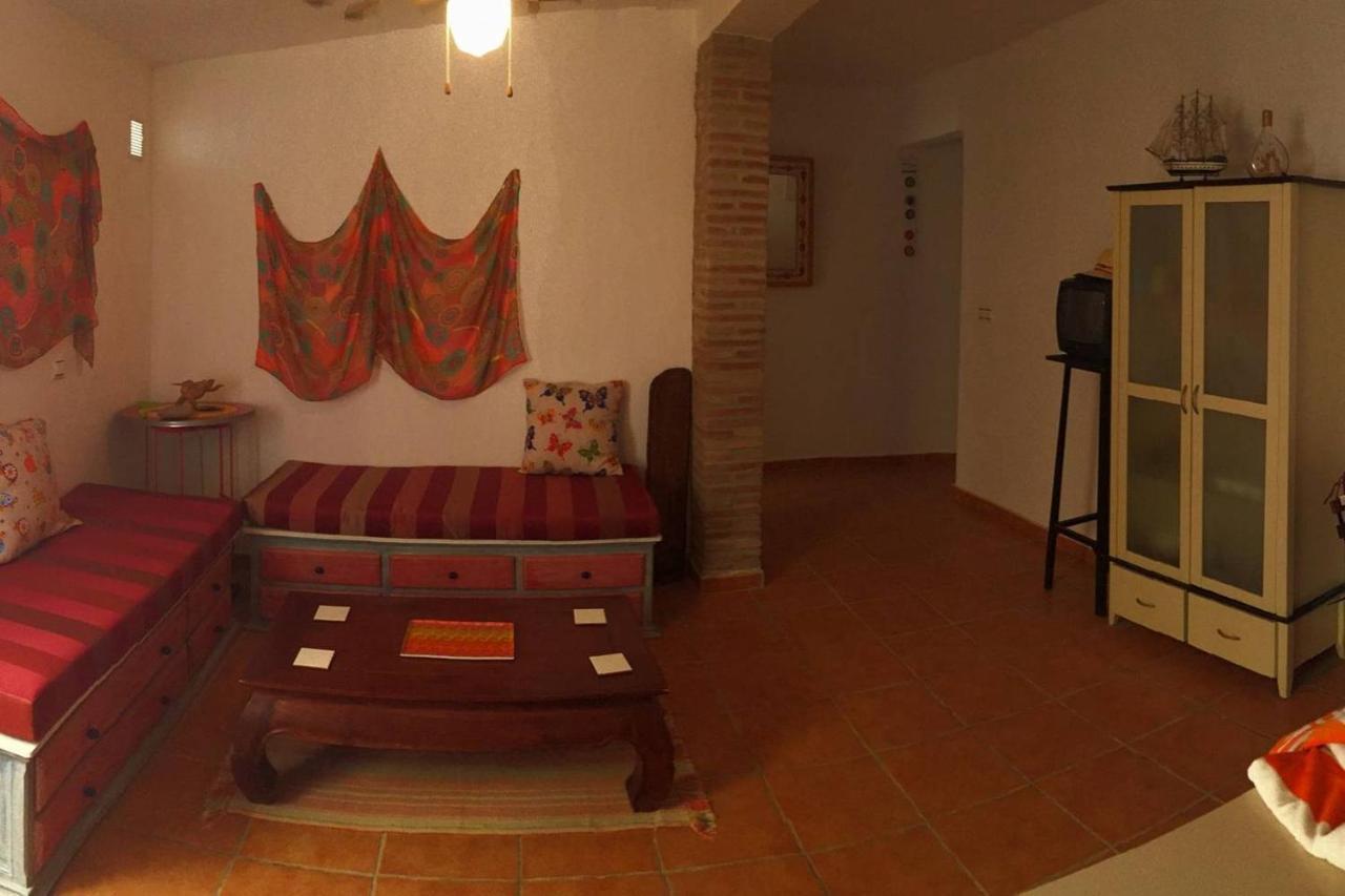 Almayate Hippie Shack Kültér fotó